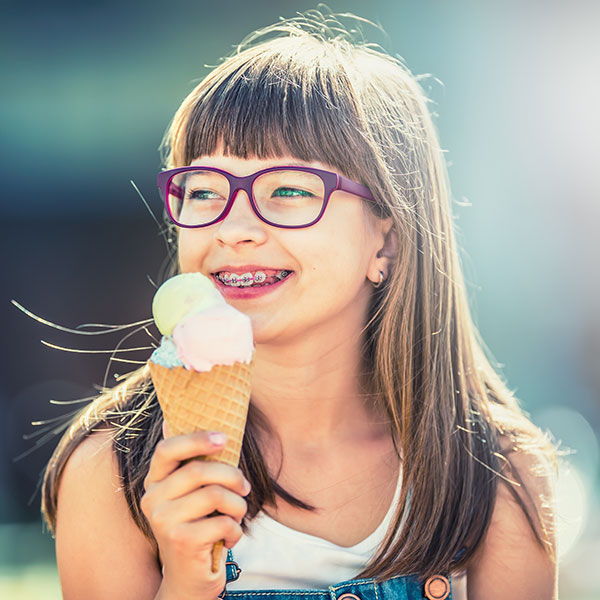 GirlWithBracesandIceCream